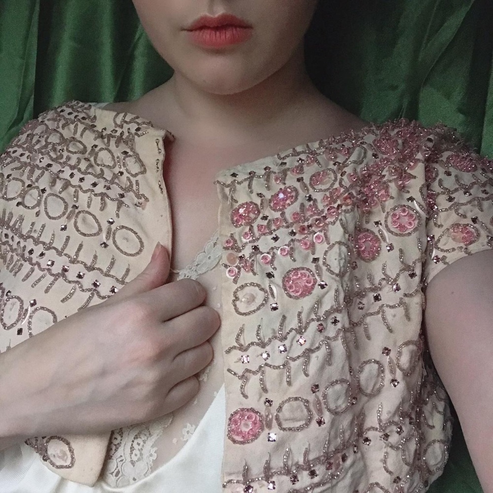 As is Vintage handmade beaded sequins rhinestone pink cropped jacket - Picture 2 of 4